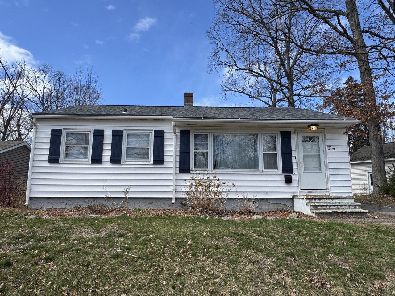 120 Heineberg Road, Burlington