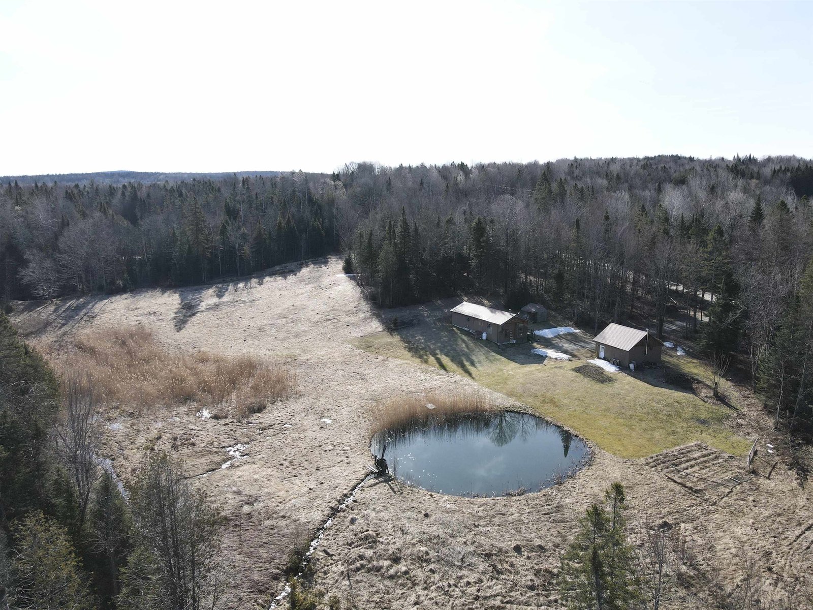 3980 Bates Hill Road, Holland