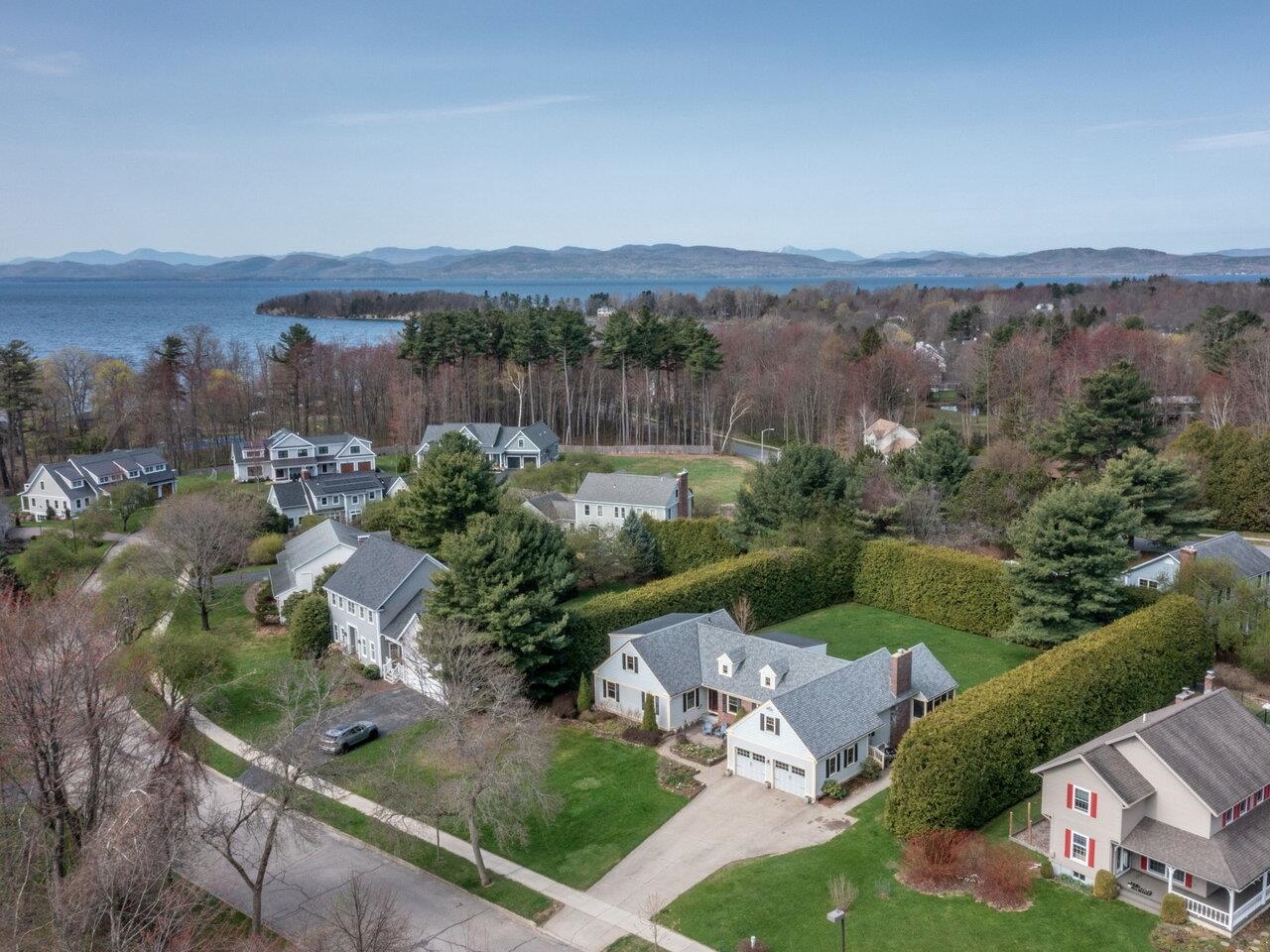 79 Alexis Drive, Burlington