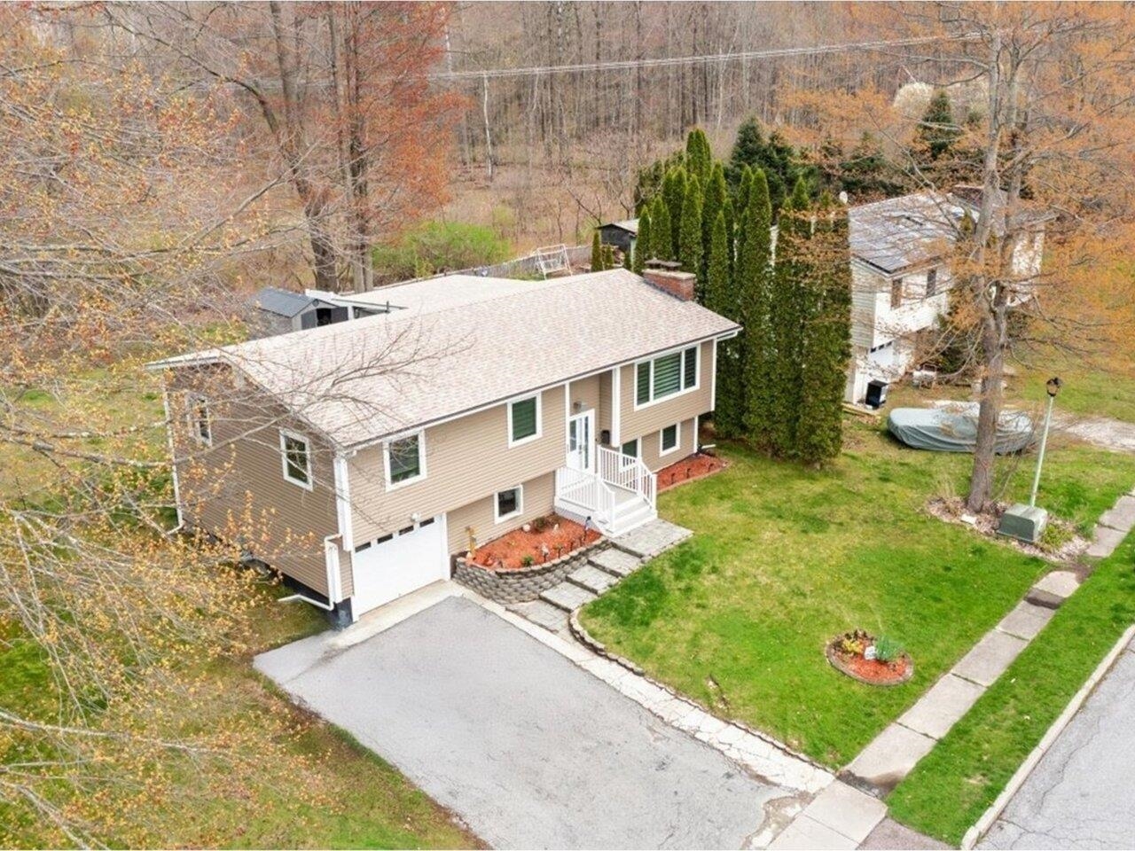 33 Rosewood Lane, Essex Junction