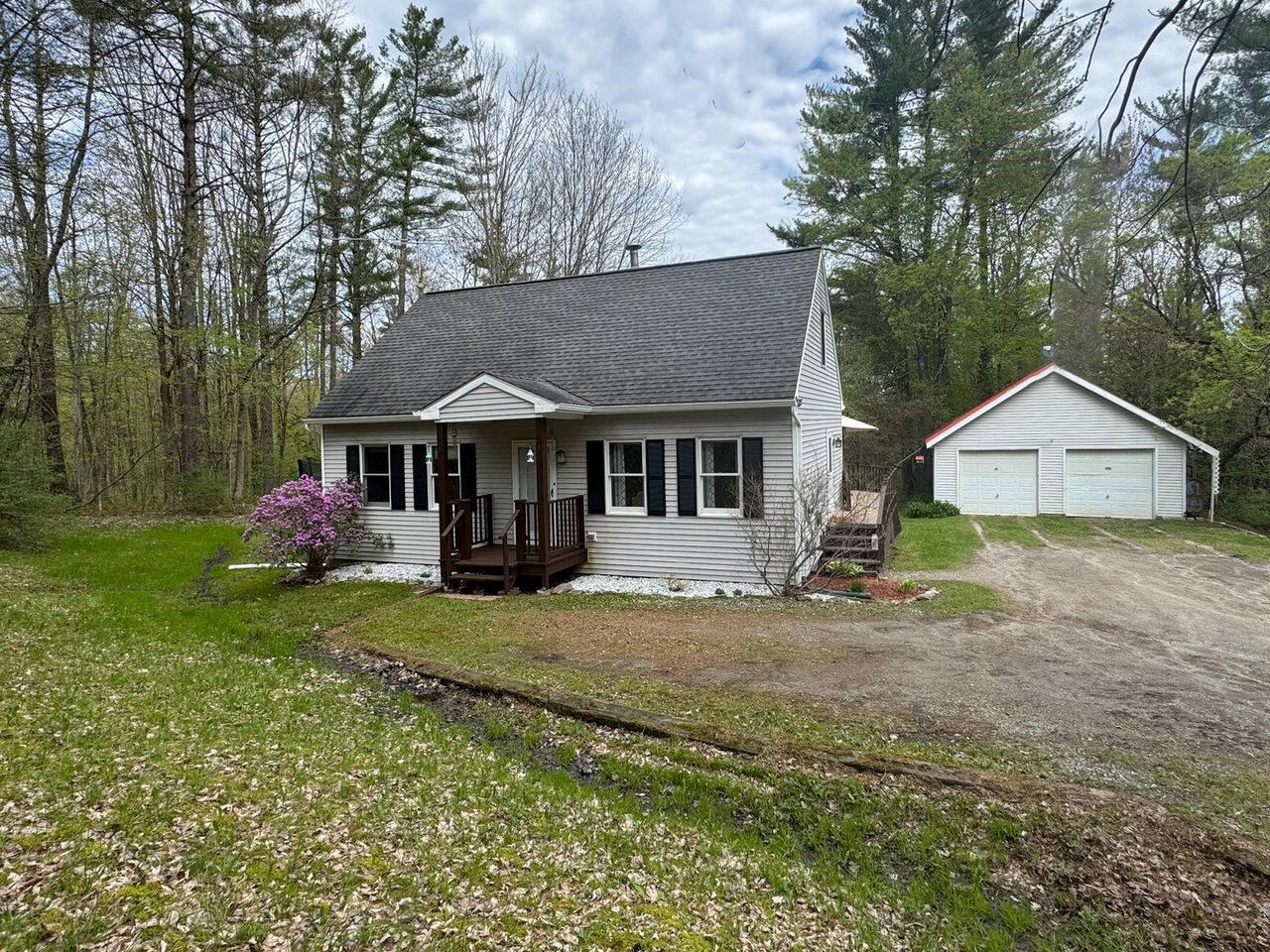 82 Maple Ridge Drive, Cambridge