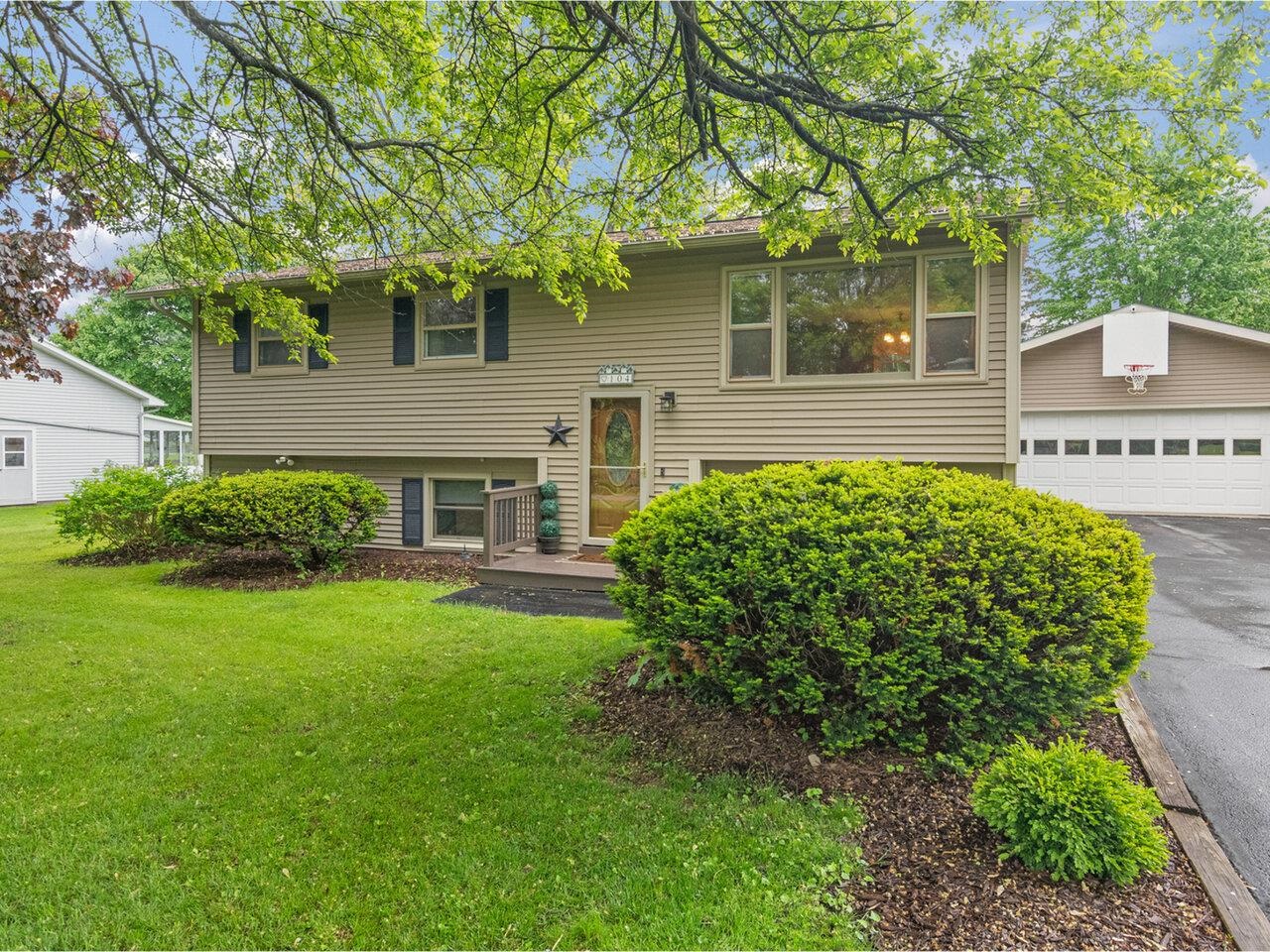 104 Marsett Road, Shelburne