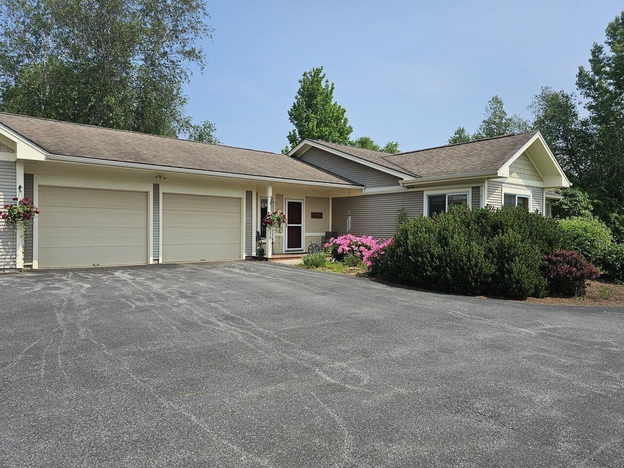 115 Meadow Run Road, Williston