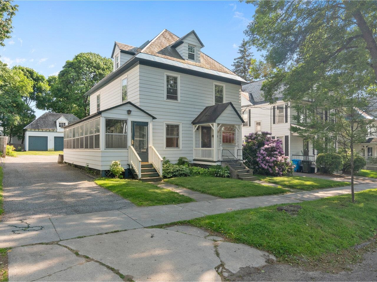 159 Loomis Street, Burlington