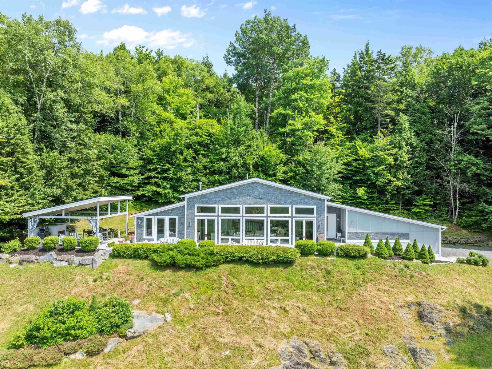 458 Old Farm Road, Stowe