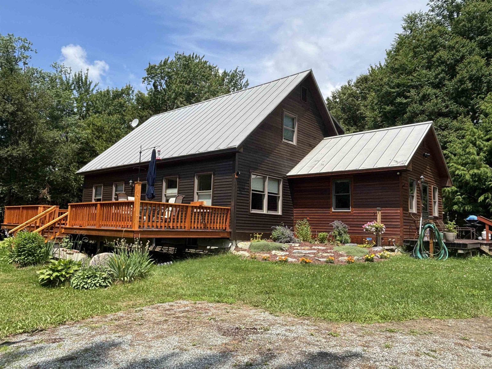 821 Paquette Road, Craftsbury