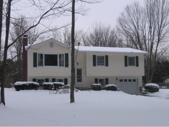 506 Lamplite Lane