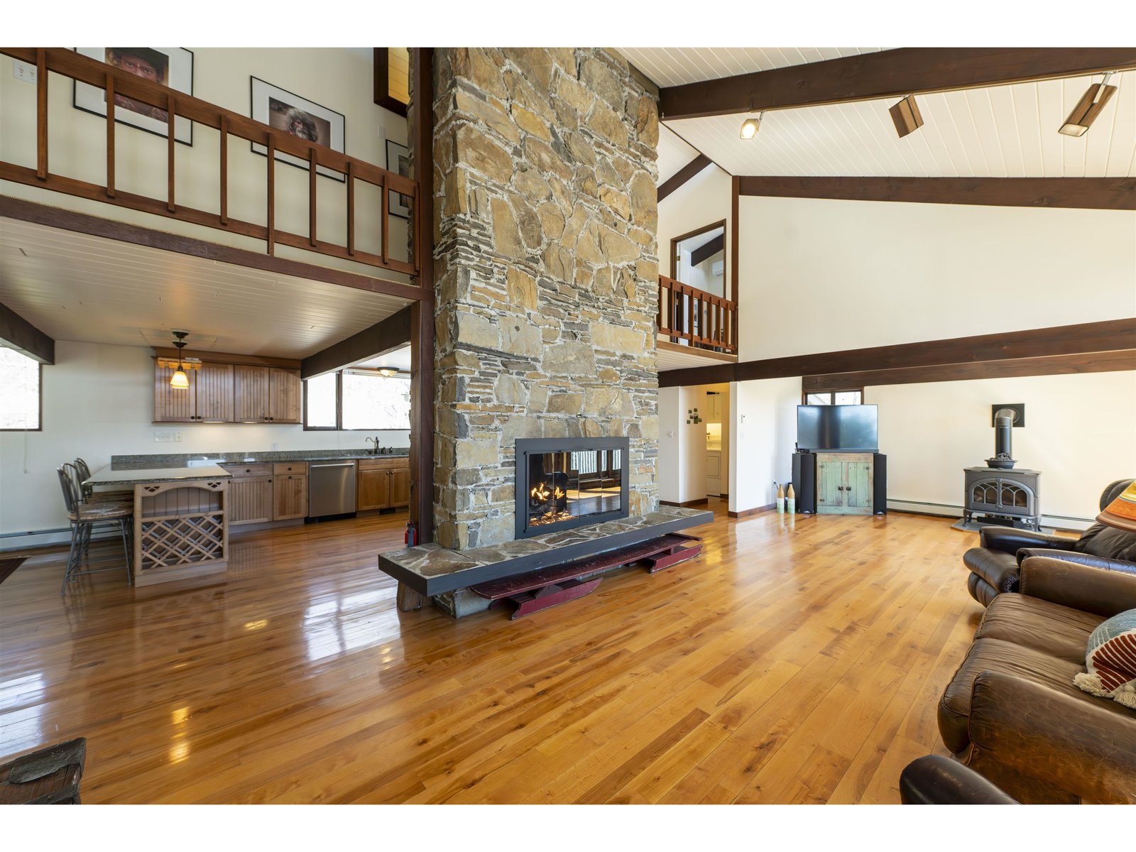 1877 Willard Road, Hartford