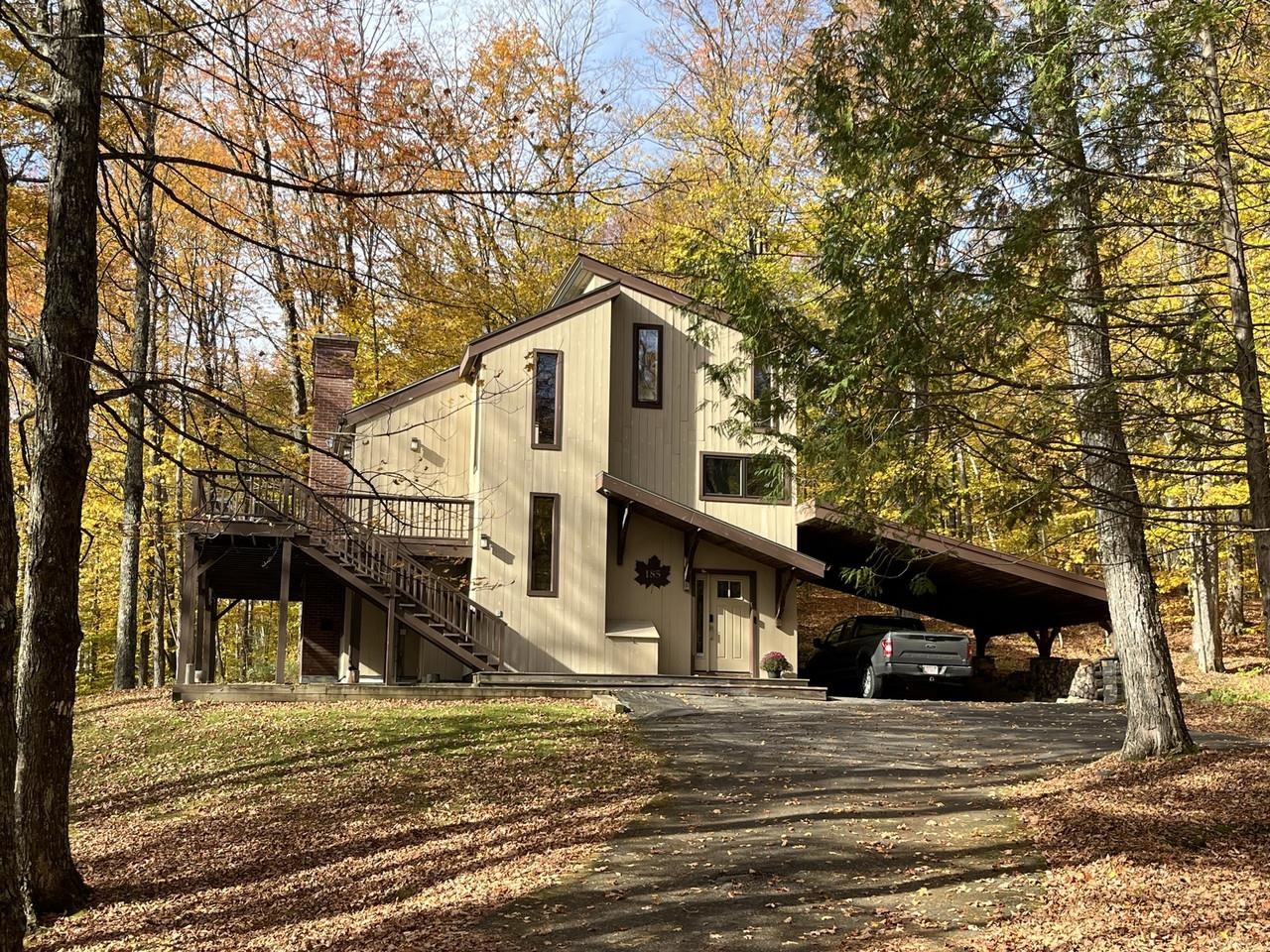 185 Maple Road, Stowe