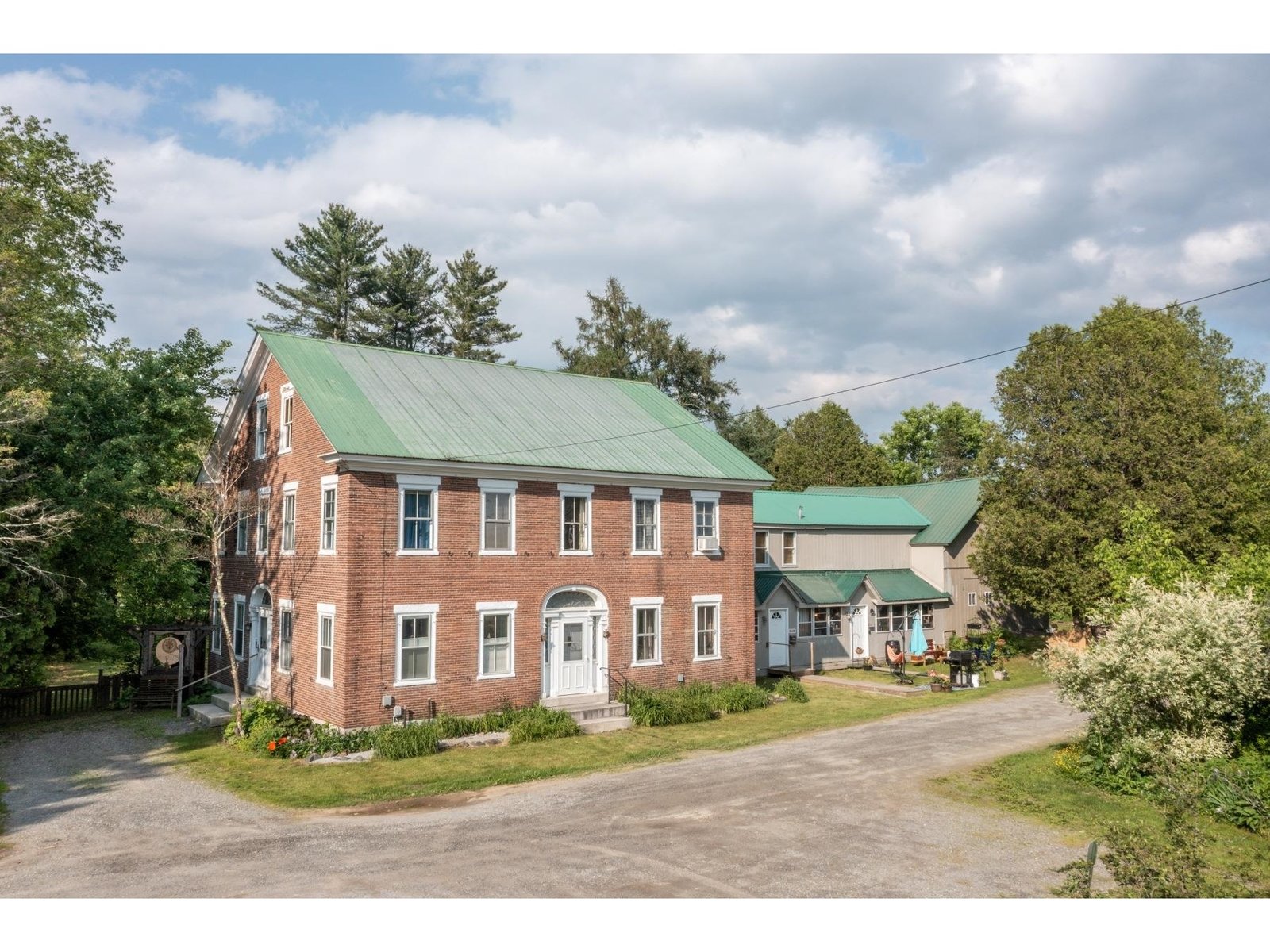 632 Morristown Corners Road, Morristown