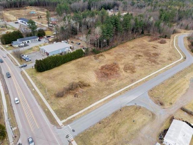 350 Rte 7 South, Milton
