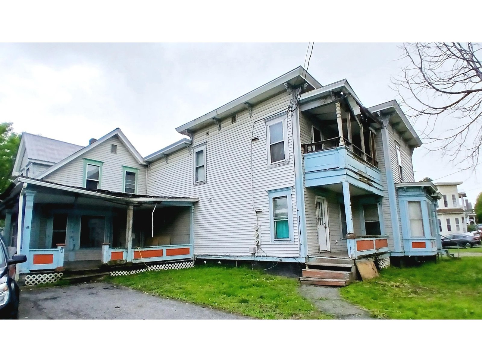 12 Pleasant Street, Barre City