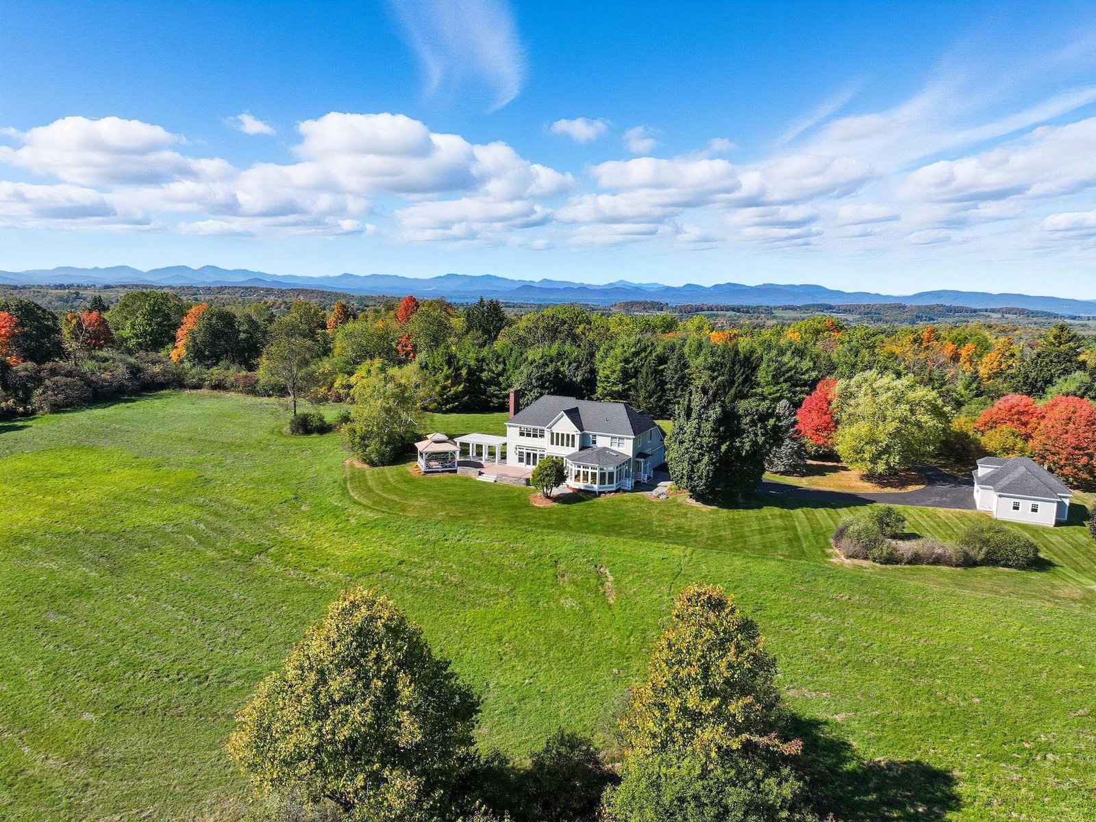 6 Luke Lane, Shelburne