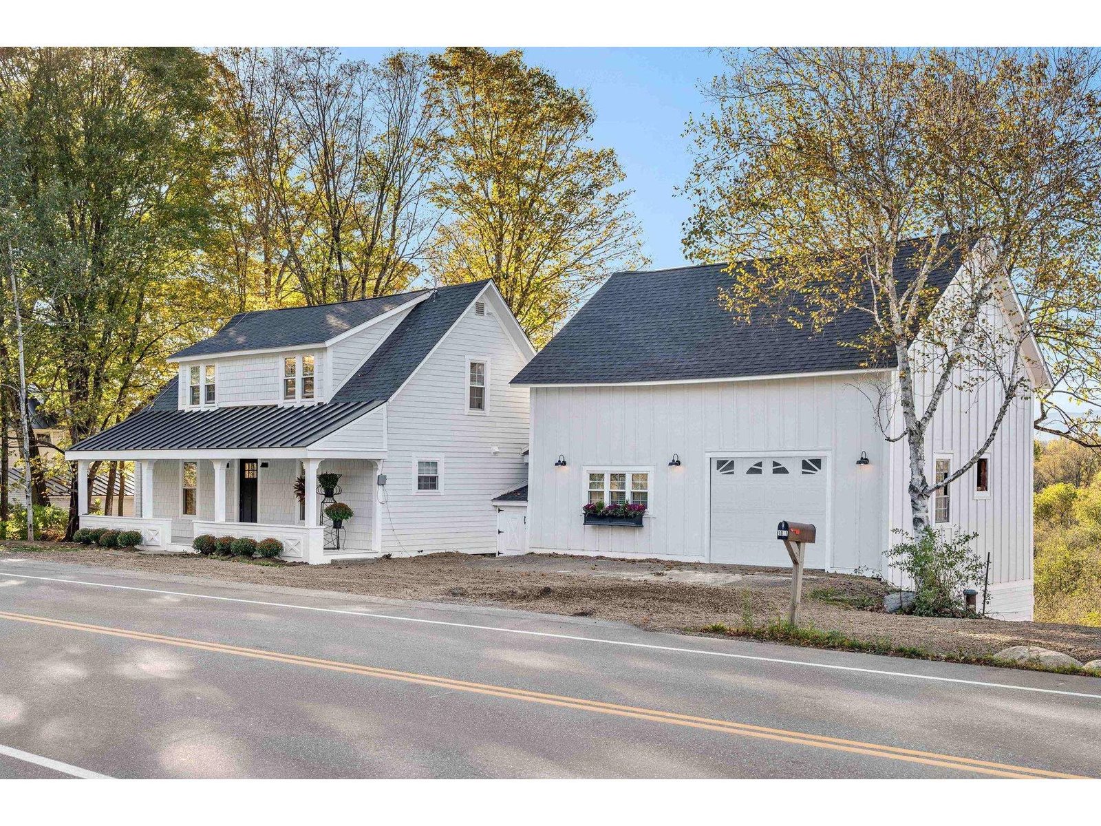 1091 Pucker Street, Stowe