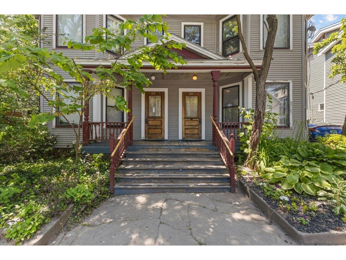 211-213 Saint Paul Street, Burlington