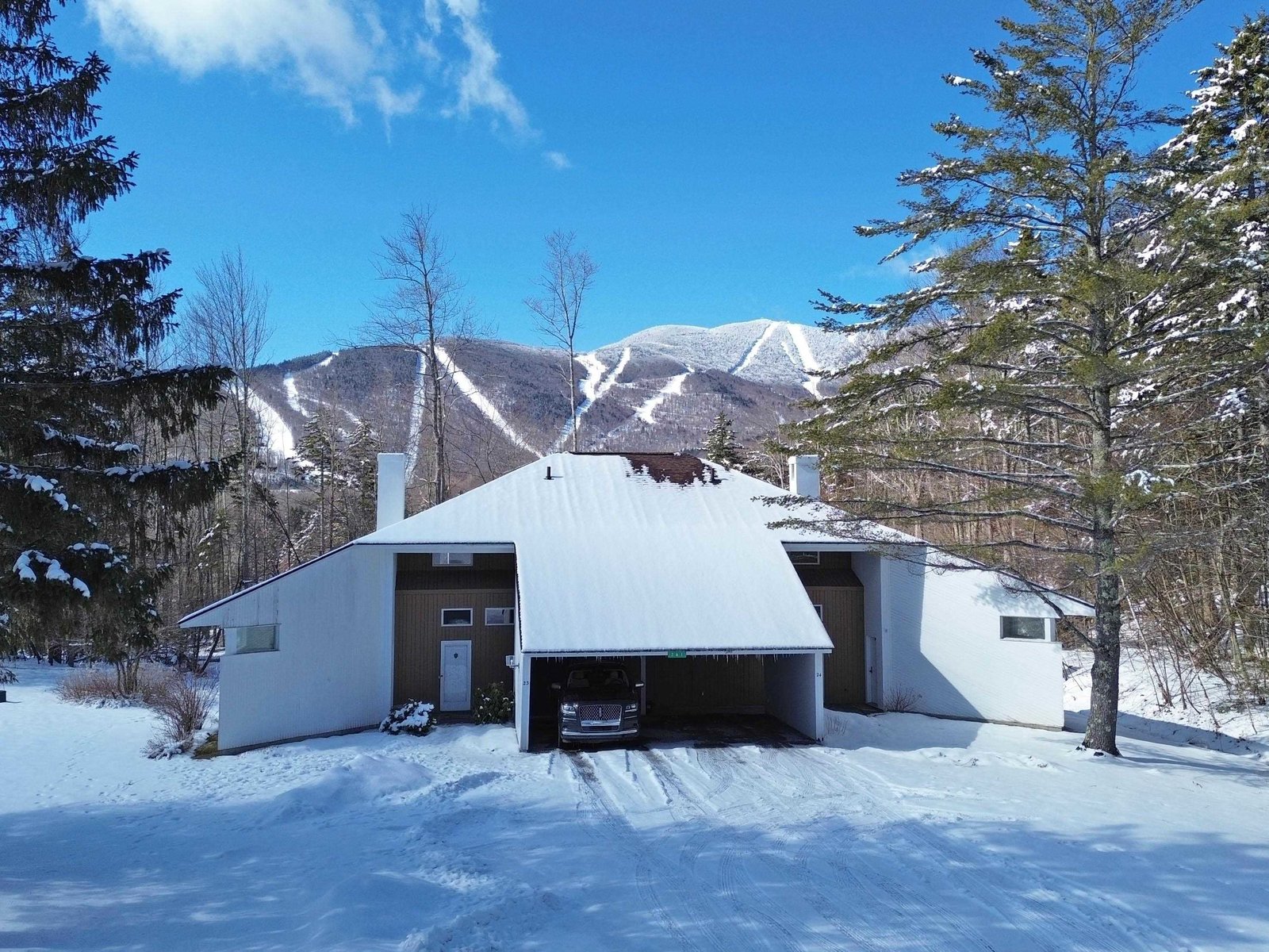 261 Club Sugarbush North Road, Warren