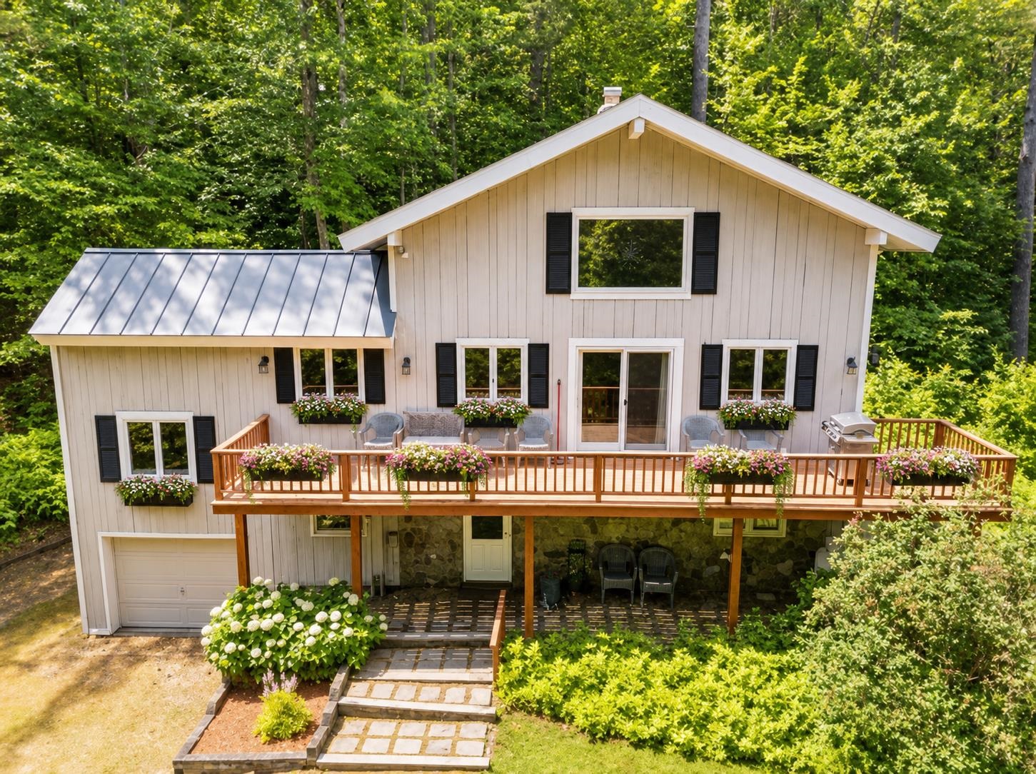 196 Powder Mill Road, Londonderry