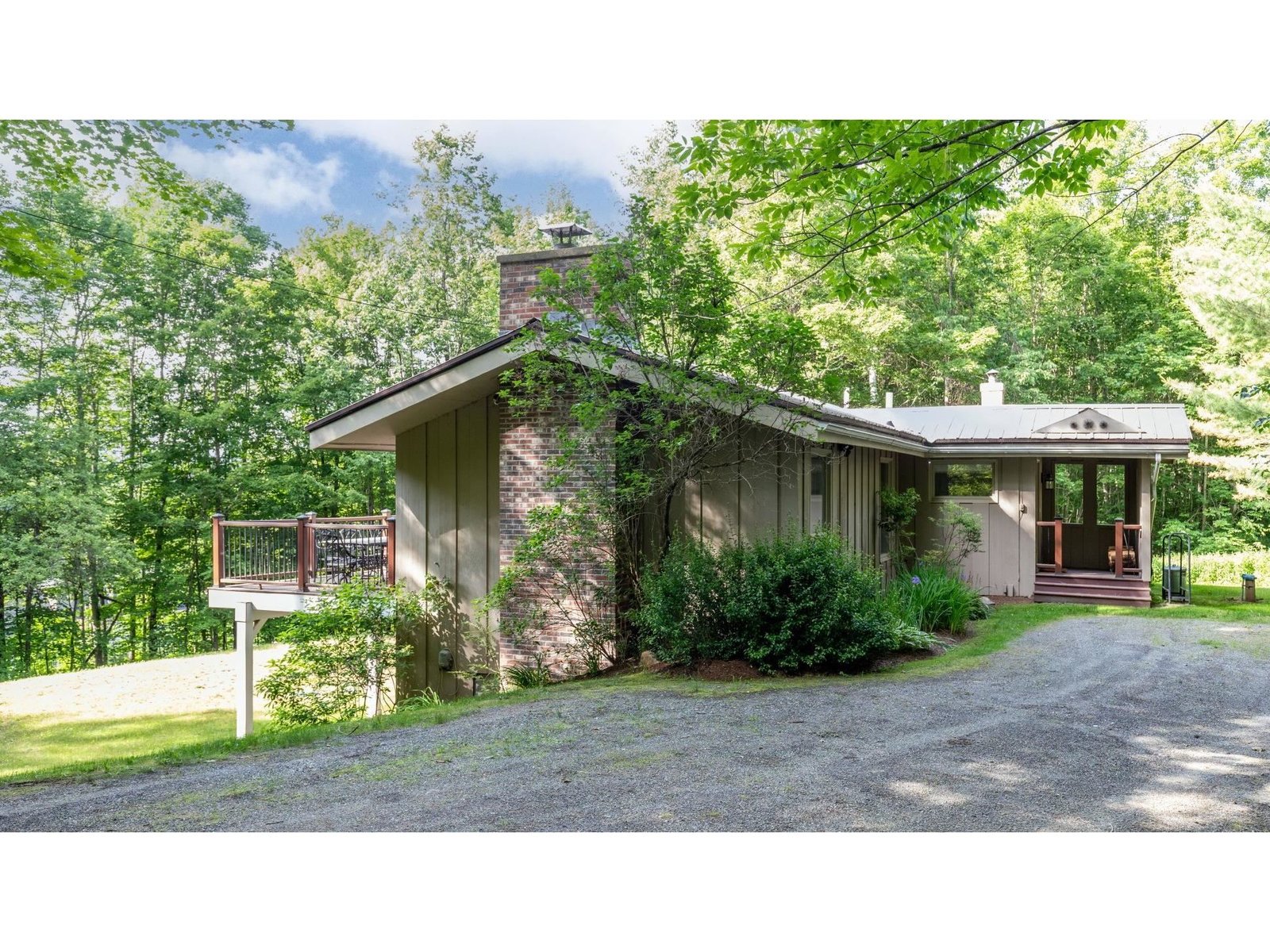 221 Brush Hill Road, Stowe