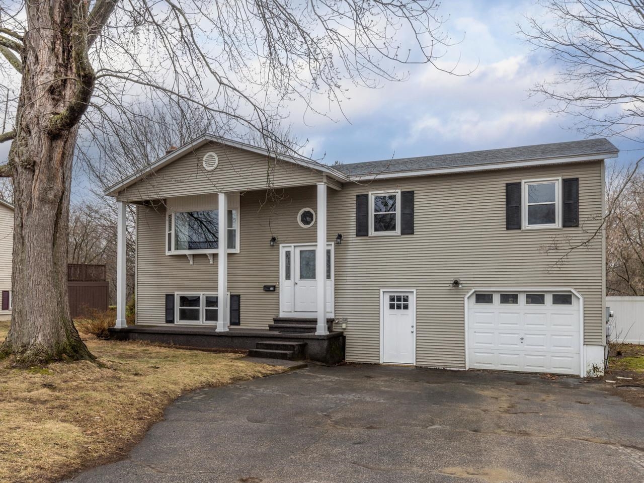 32 Dufresne Drive, Winooski 32 Dufresne Drive, Winooski