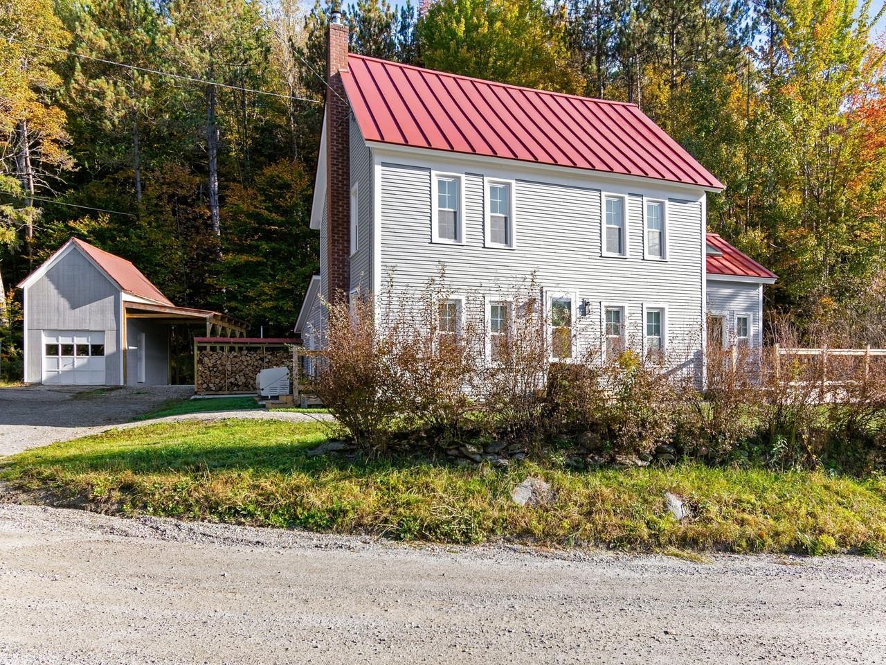 394-396 Beane Road, Huntington