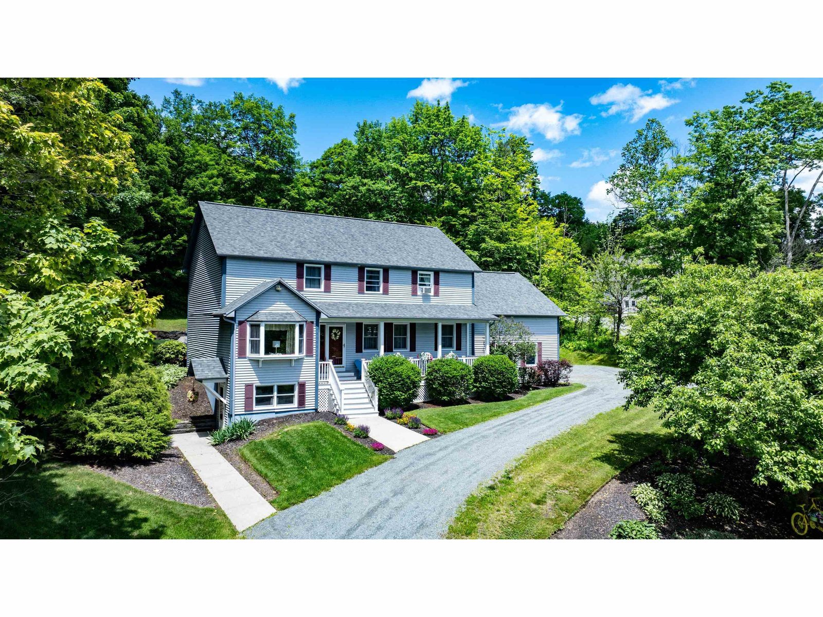 229 Meadowood Lane, Waterford