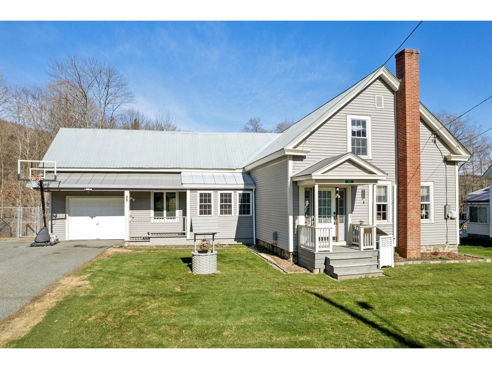 88 Happy Valley Road, Woodstock