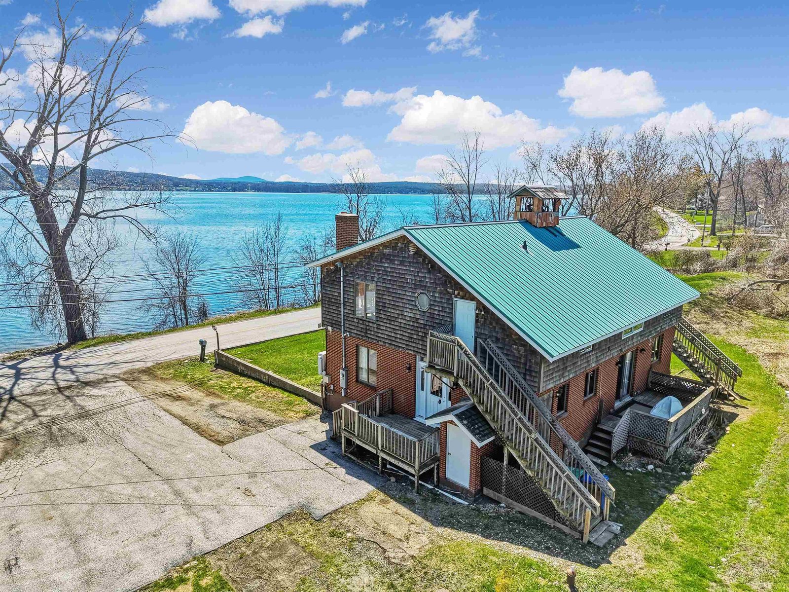 256 Hathaway Point Road, St. Albans Town