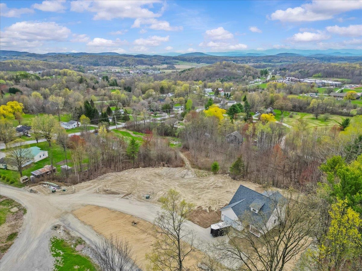 7 Theresa Way, Hinesburg