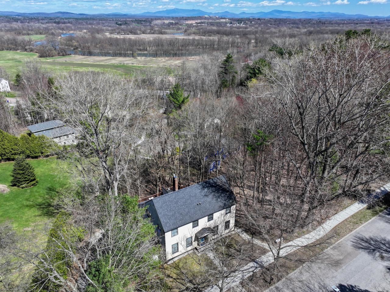 132 Rivermount Terrace, Burlington