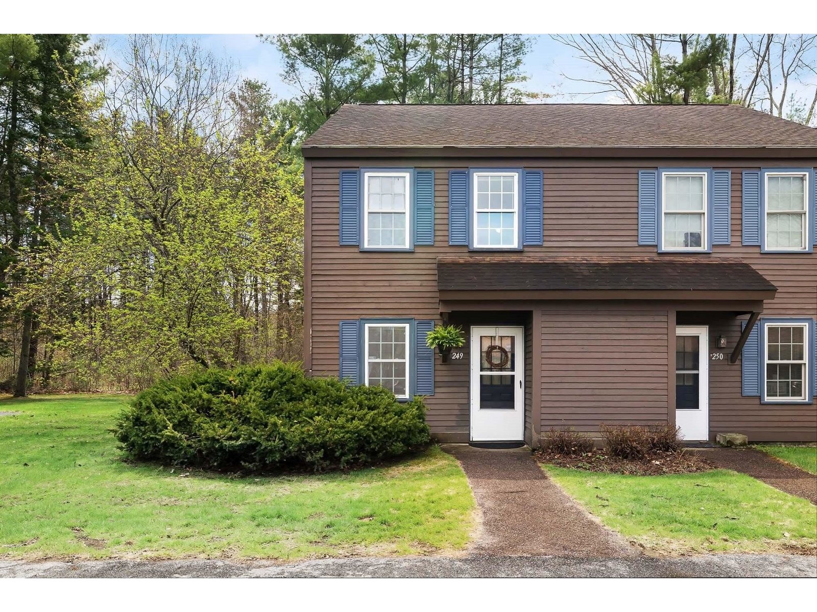 249 Twin Oaks Terrace, South Burlington