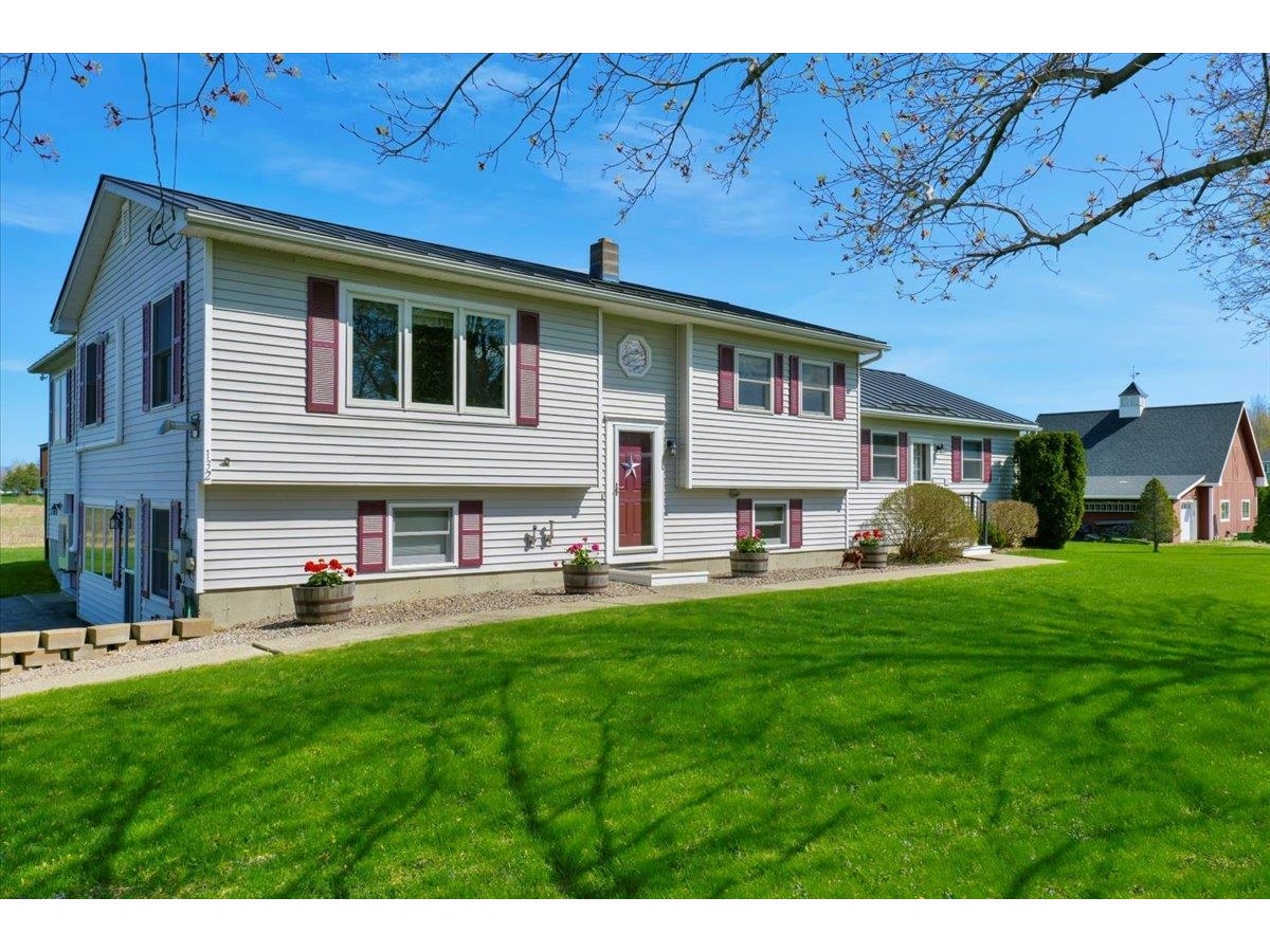 132 East Shore South, Grand Isle