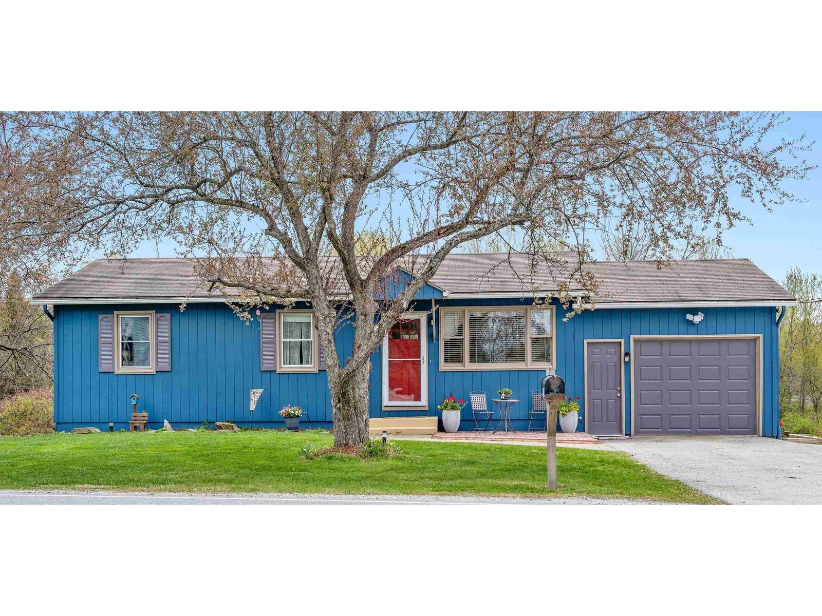 301 Hill Street, Barre Town