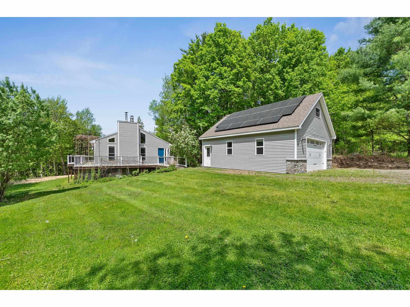 8 Cook Lane, Westford