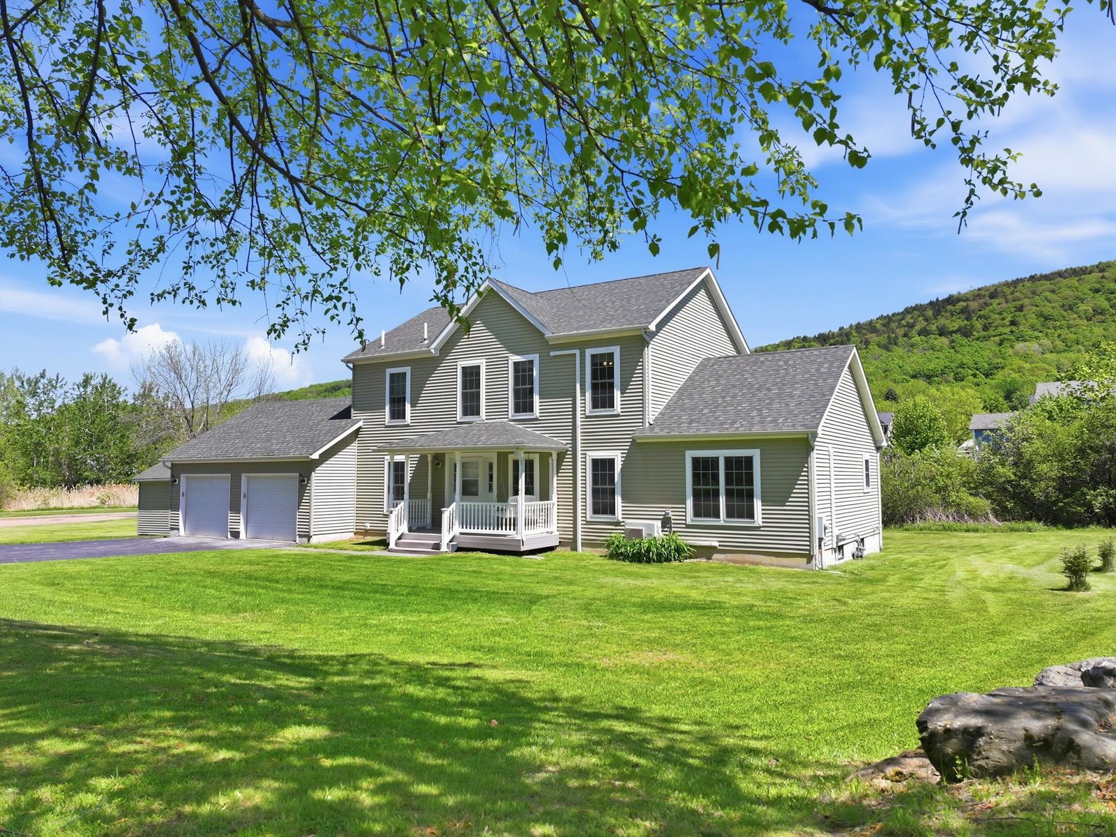15 Allaire Drive, St. Albans Town