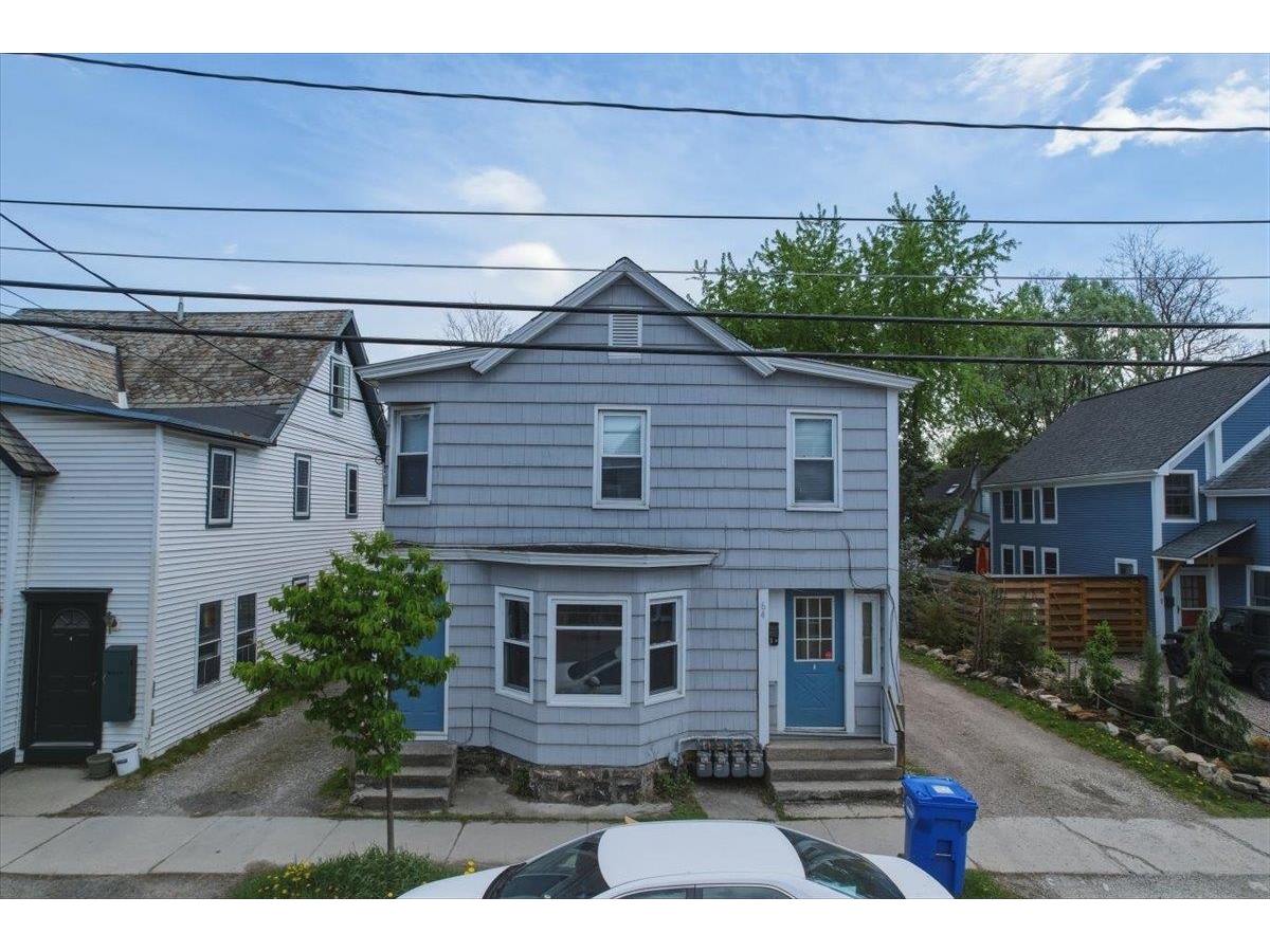 64 Hyde Street, Burlington