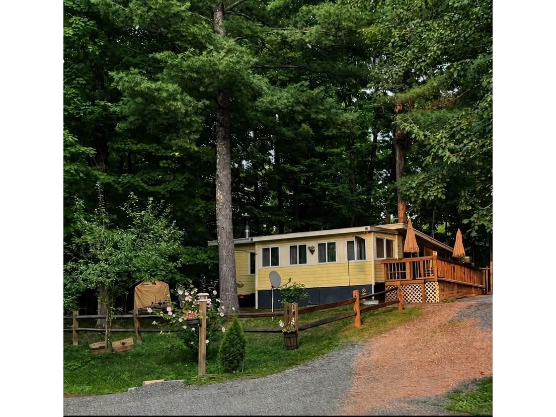 124 Sharon Drive, Hubbardton