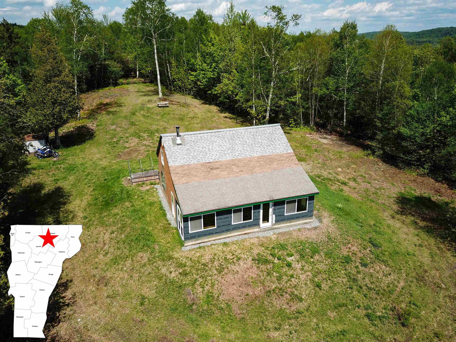 990 Daniels West Road, Albany