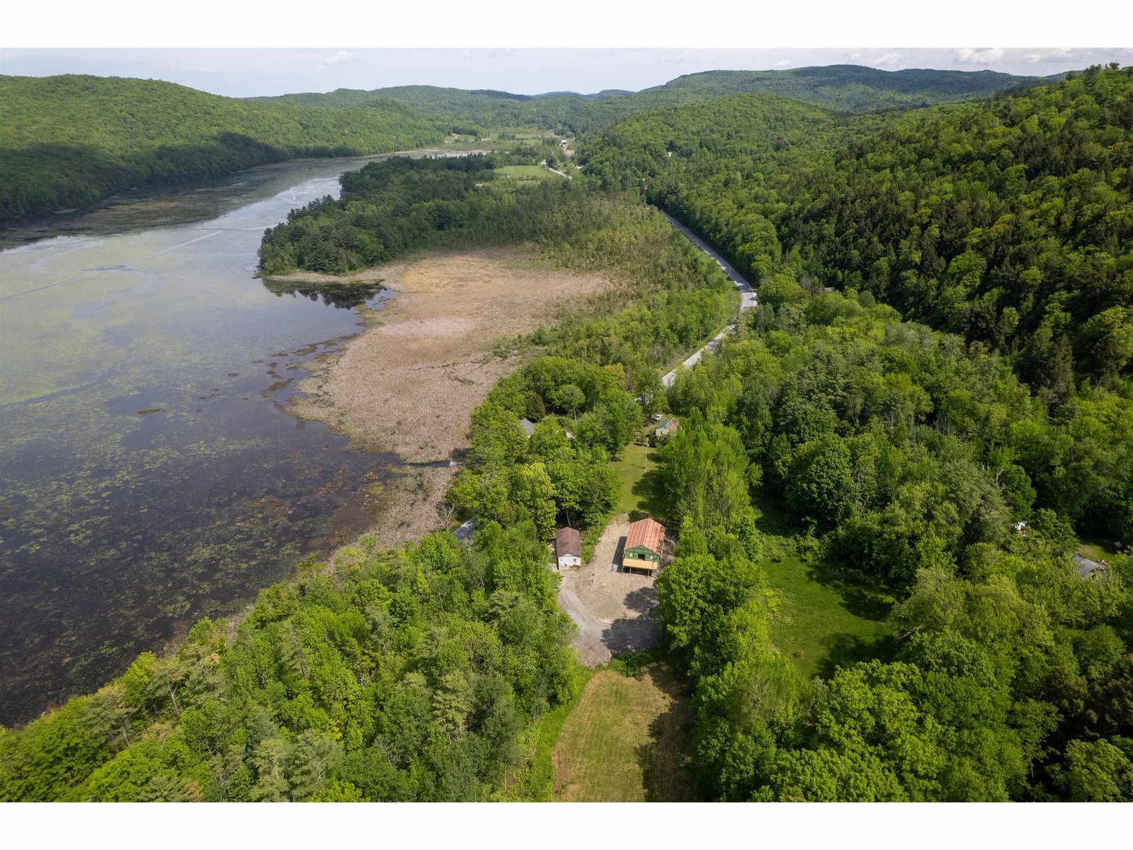 702 Route 30 North, Castleton