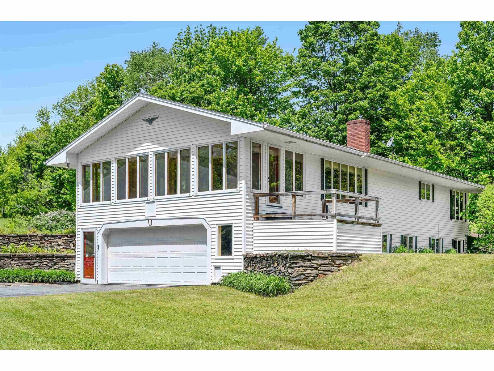 234 buzzys Road, Groton