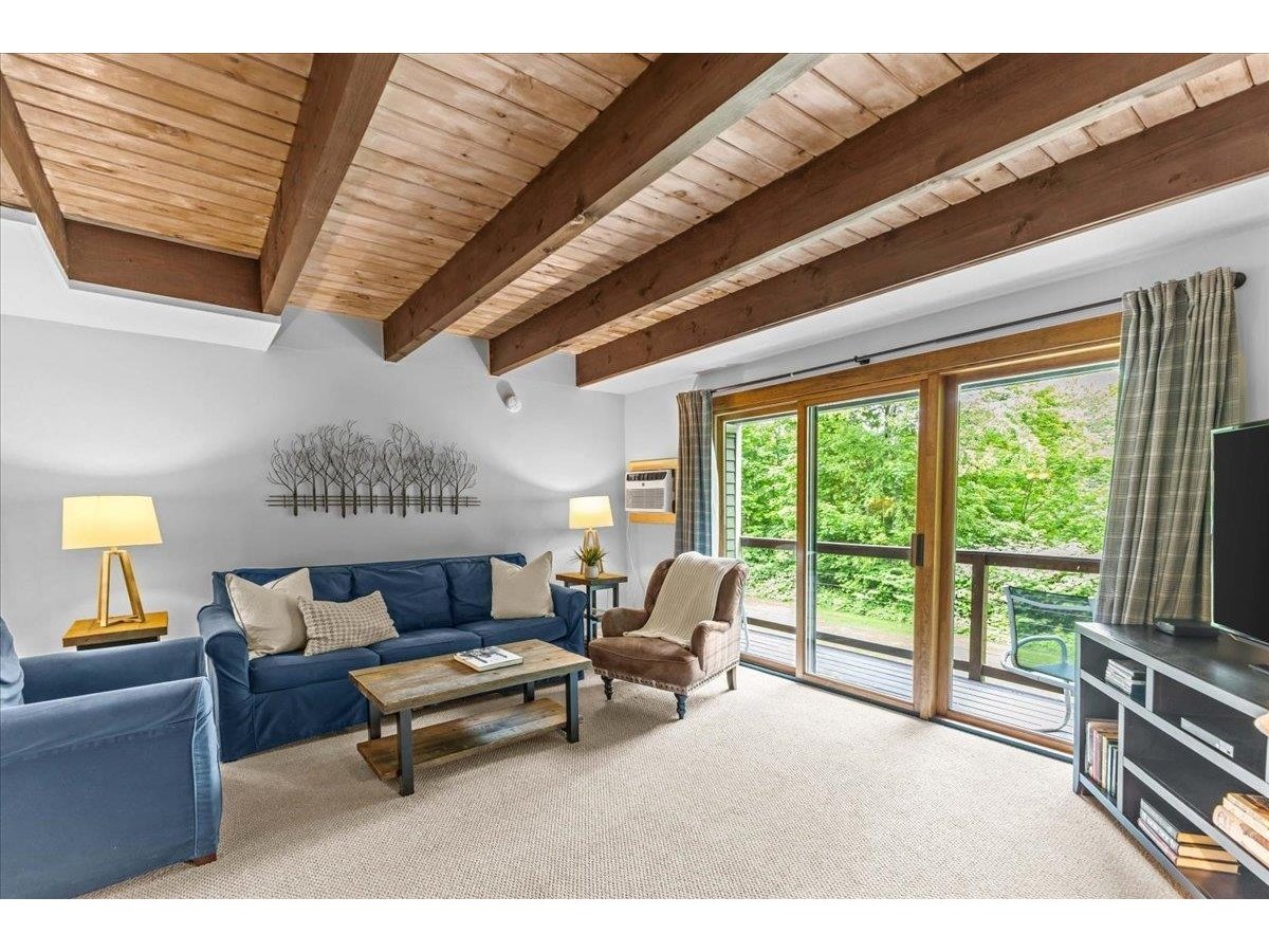 277 Topnotch Drive, Stowe