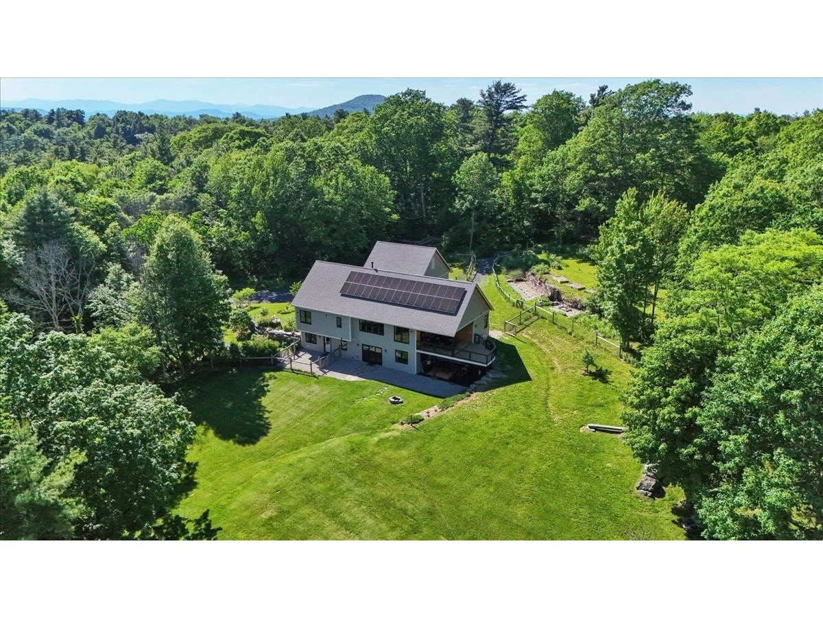 2516 Rotax Road, Monkton