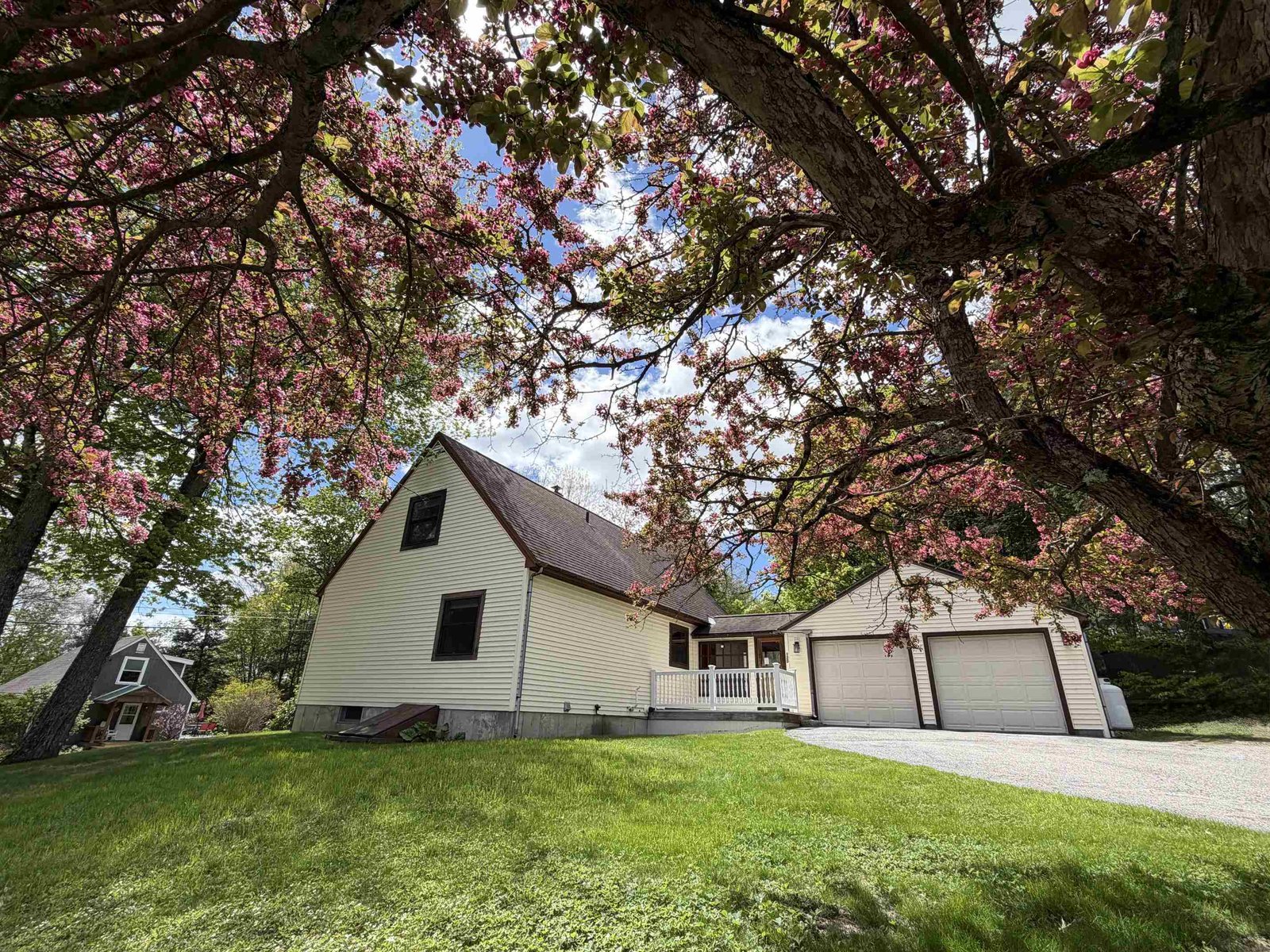 120 Carriage Hill Road, Brattleboro