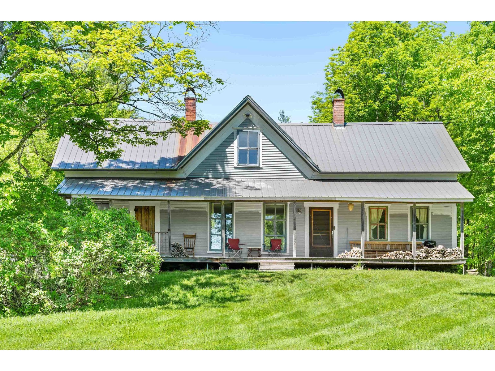 1670 Crooks Road, Eden