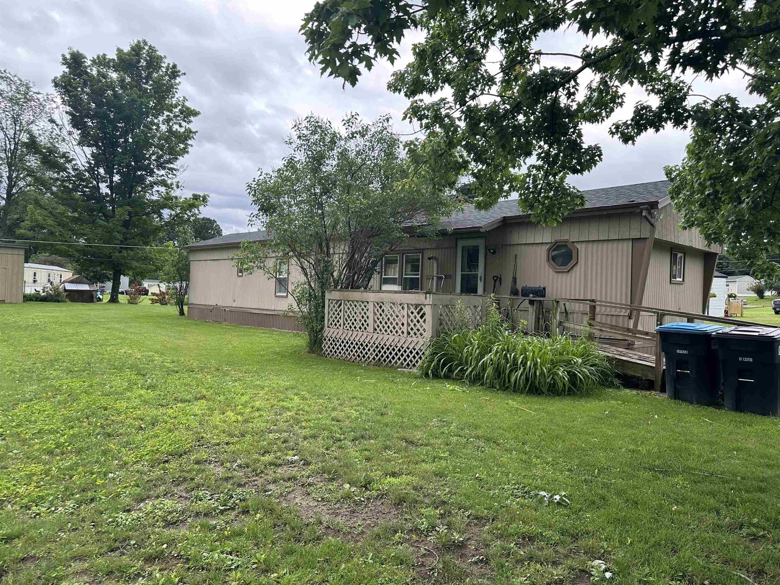 62 Lindale Circle, Middlebury
