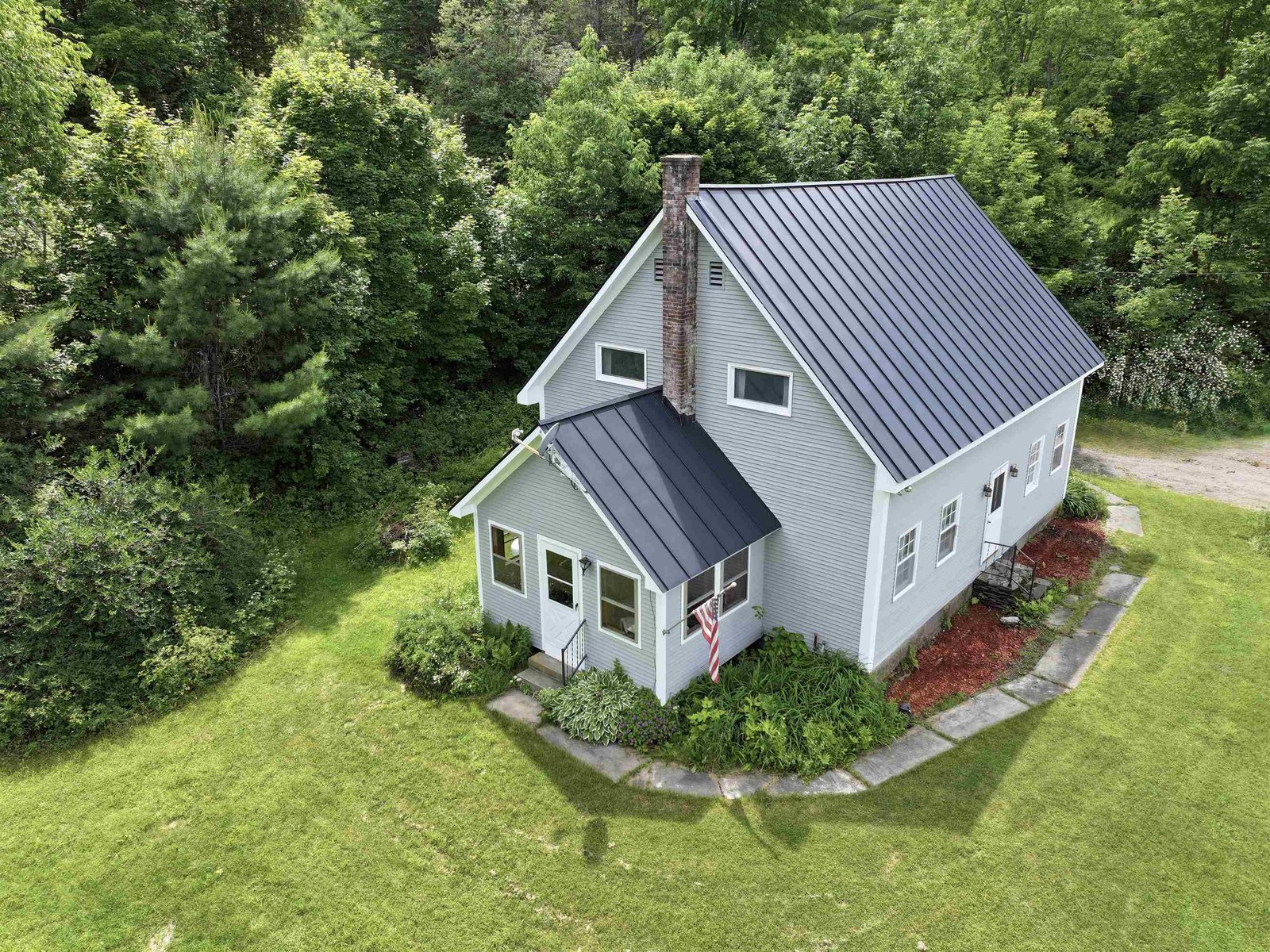 1723 Lightening Ridge Road, Calais