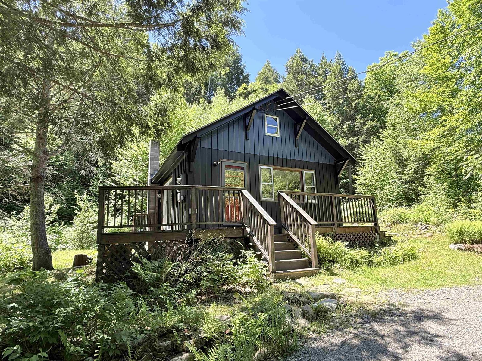 8 Beech Tree Lane, Newfane