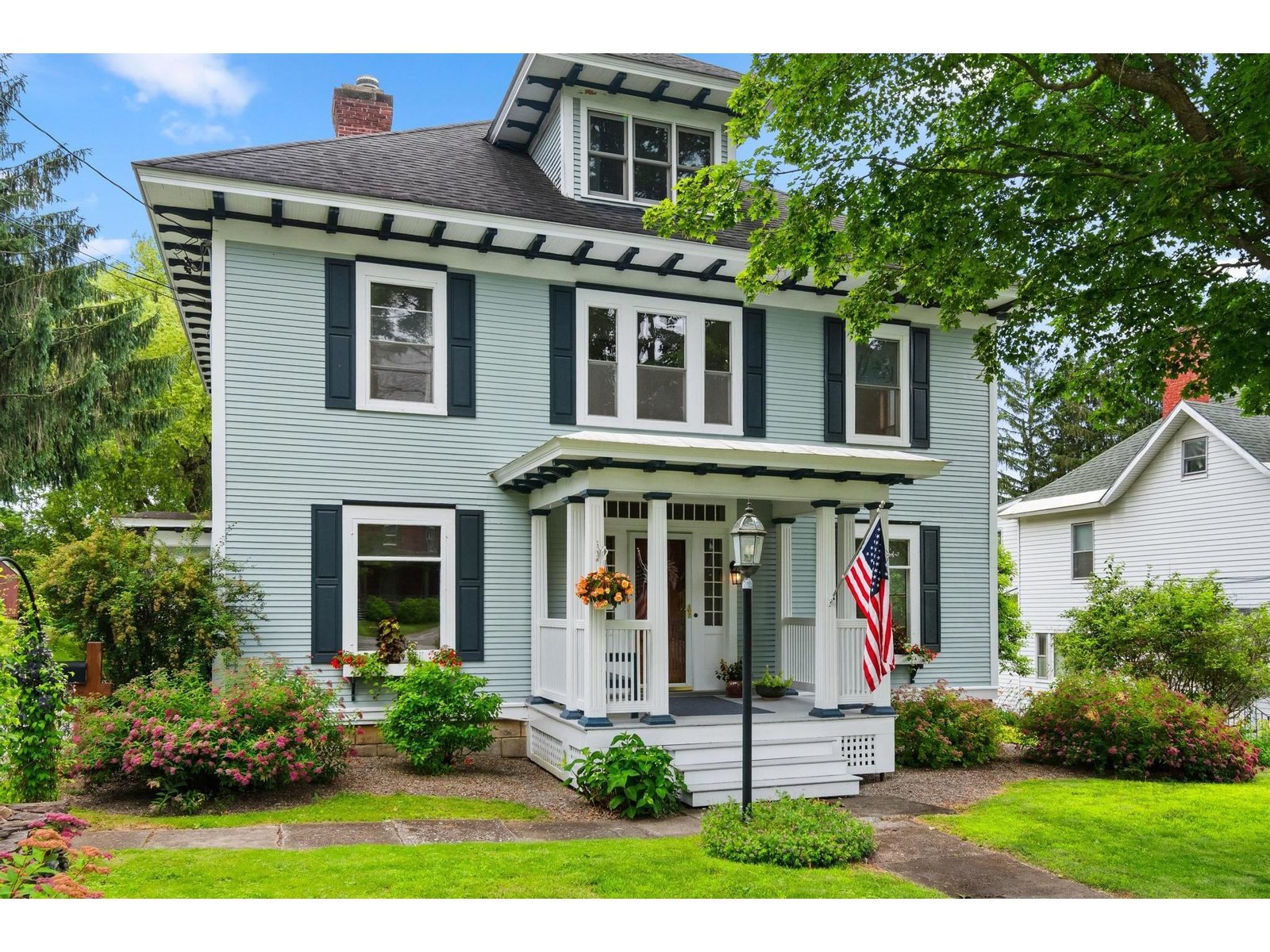 92 Bank Street, St. Albans City