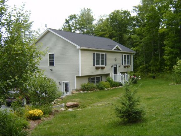 51 Lawton Rd