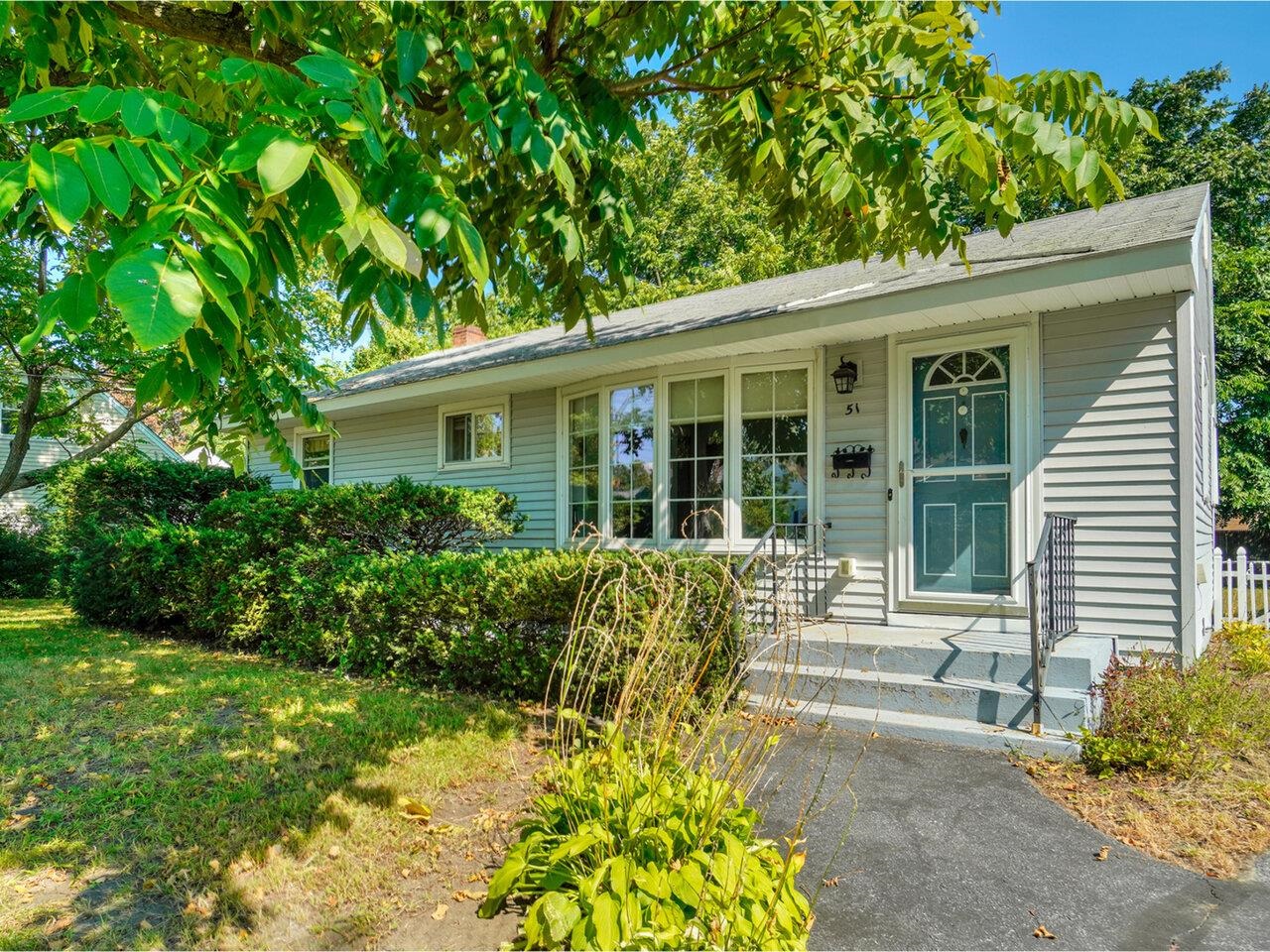 51 Loaldo Drive