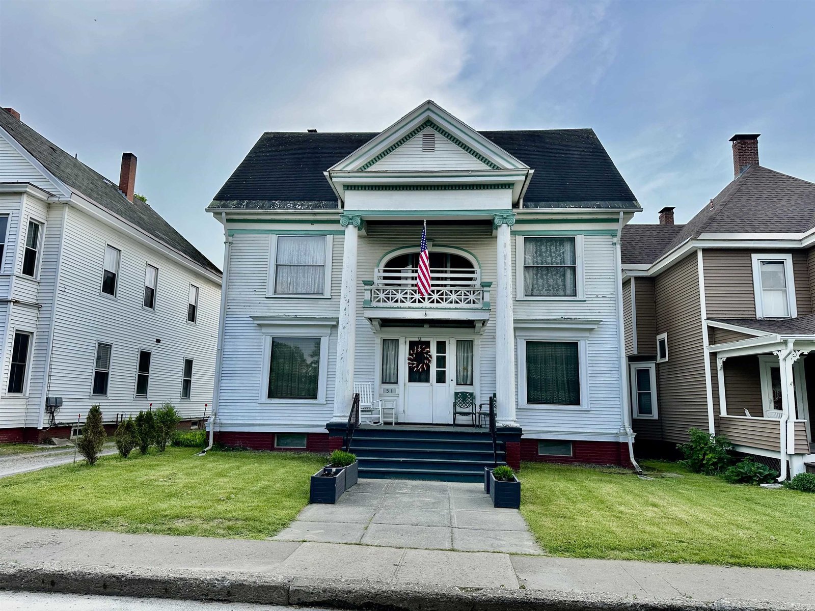 51 Maple Street, Lyndon